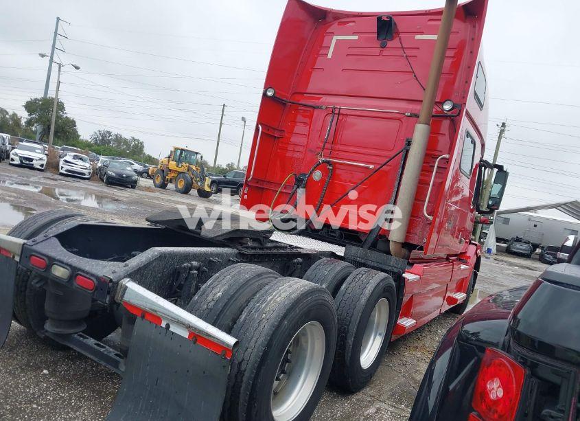 Photo 4 of 2016 Volvo Vn VNL (VIN 4V4NC9EH7GN955413)