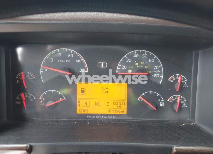 Photo 5 of 2016 Volvo Vn VNL (VIN 4V4NC9EH7GN955413)