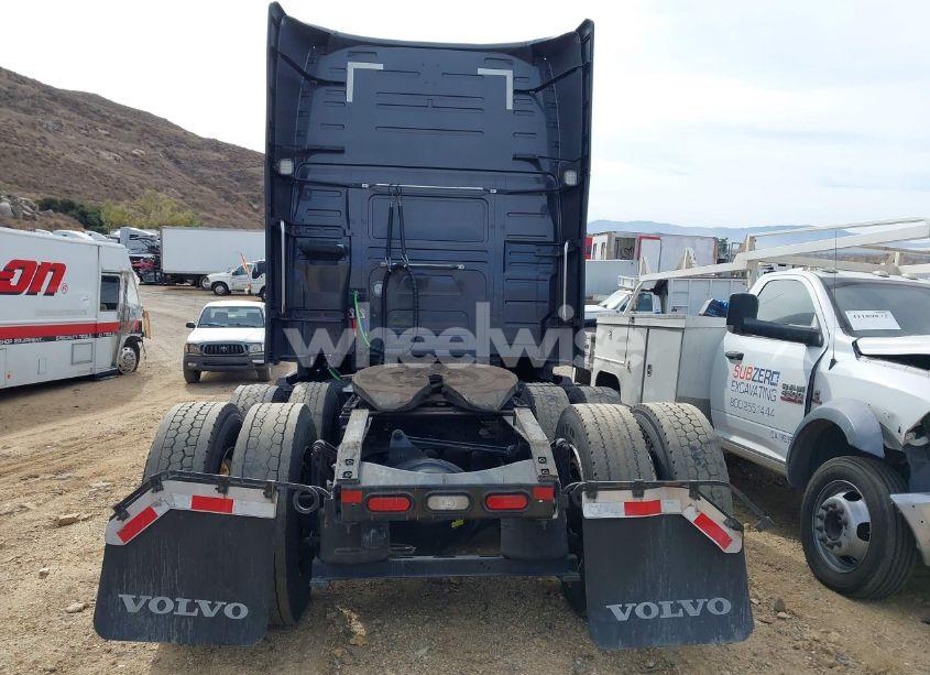 Photo 18 of 2019 Volvo Vnl (VIN 4V4NC9EH7KN201405)