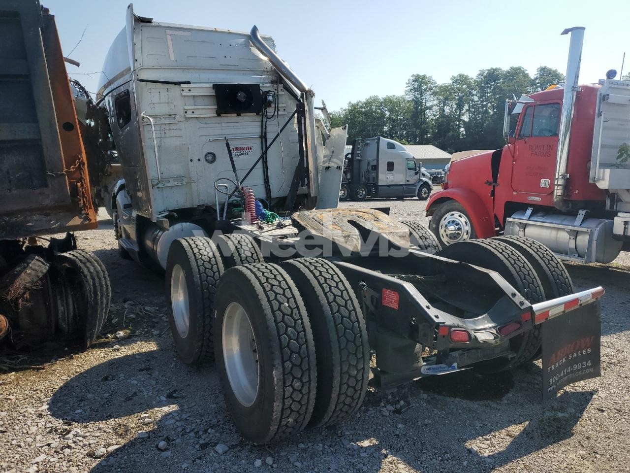 Photo 3 of 2021 VOLVO VN VNL (VIN 4V4NC9EH7MN264927)