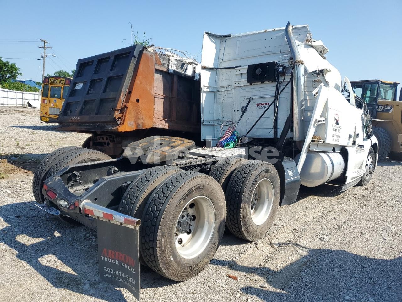 Photo 4 of 2021 VOLVO VN VNL (VIN 4V4NC9EH7MN264927)