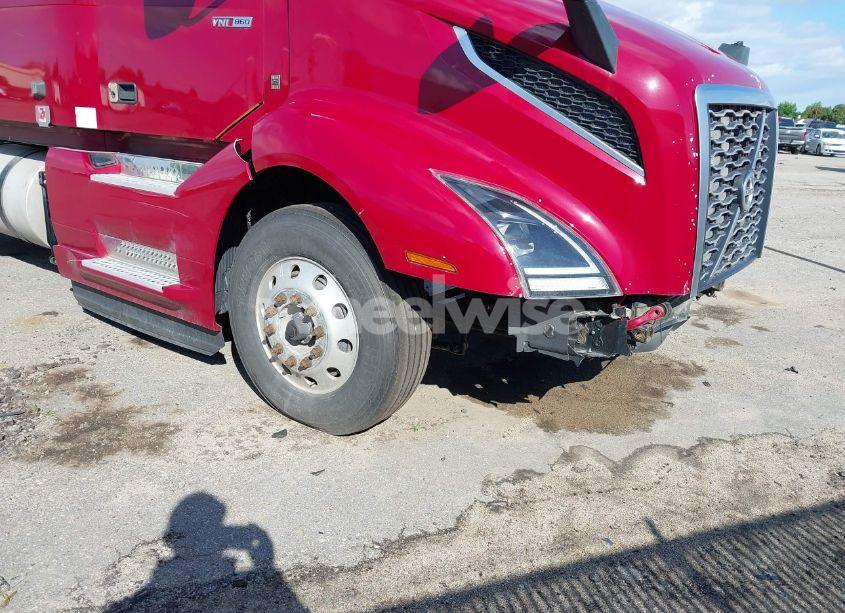 Photo 15 of 2022 Volvo Vnl (VIN 4V4NC9EH7NN294351)