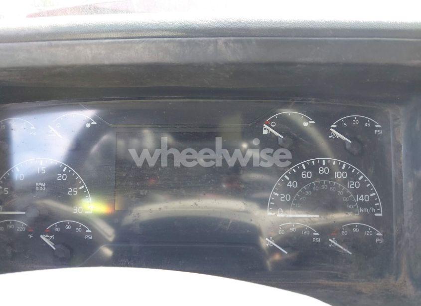Photo 5 of 2022 Volvo Vnl (VIN 4V4NC9EH7NN294351)