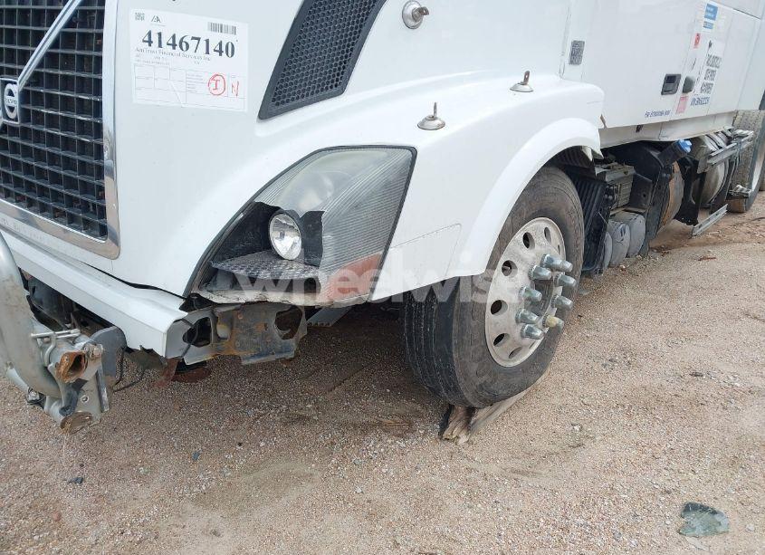 Photo 10 of 2011 Volvo Vn VNL (VIN 4V4NC9EH9BN532339)