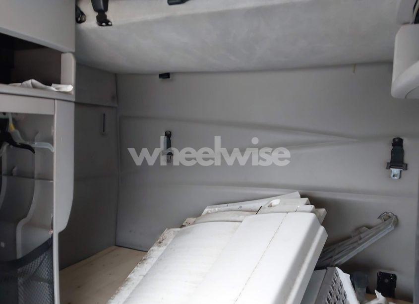 Photo 7 of 2011 Volvo Vn VNL (VIN 4V4NC9EH9BN532339)