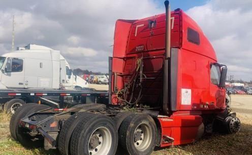 Photo 4 of 2012 Volvo Vn VNL (VIN 4V4NC9EH9CN540684)