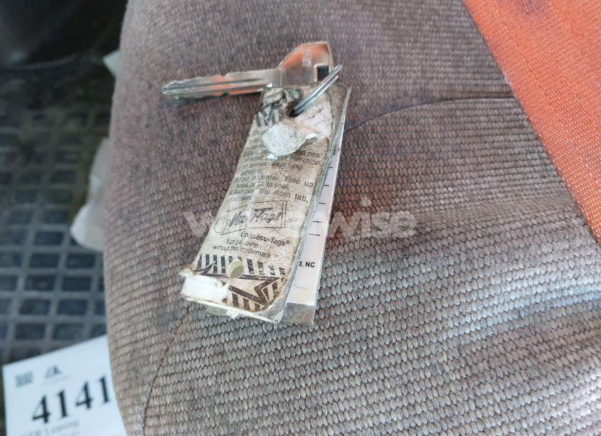 Photo 10 of 2015 Volvo Vn VNL (VIN 4V4NC9EH9FN912352)