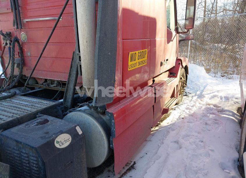 Photo 14 of 2015 Volvo Vn VNL (VIN 4V4NC9EH9FN912352)