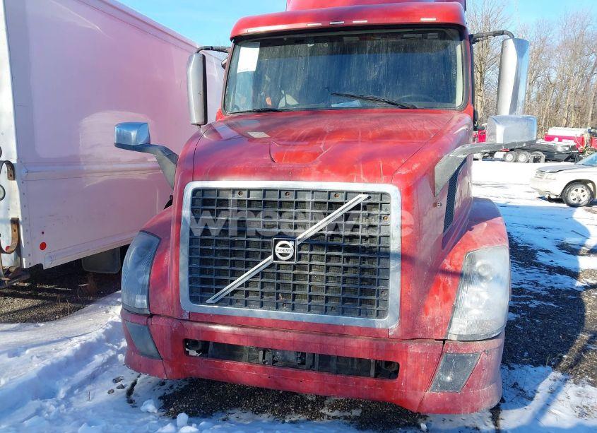 Photo 16 of 2015 Volvo Vn VNL (VIN 4V4NC9EH9FN912352)