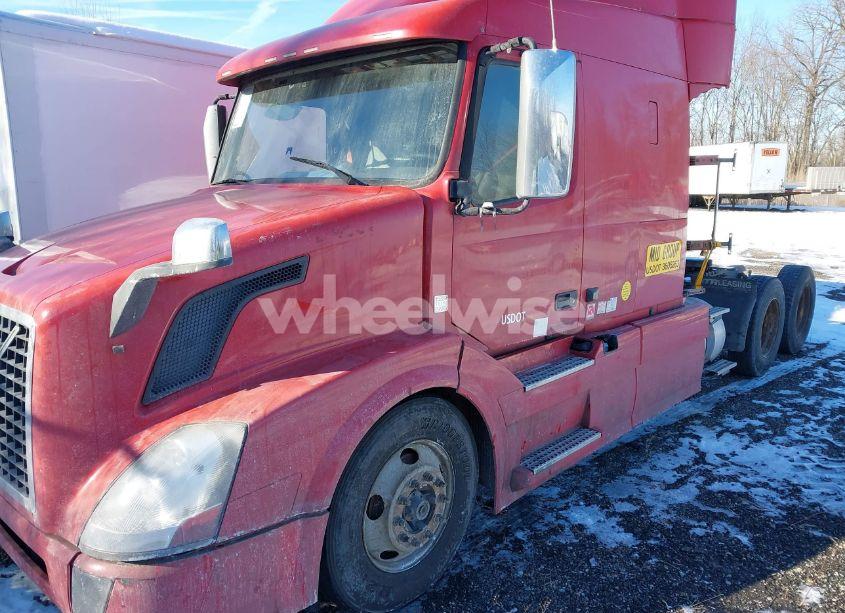 Photo 2 of 2015 Volvo Vn VNL (VIN 4V4NC9EH9FN912352)