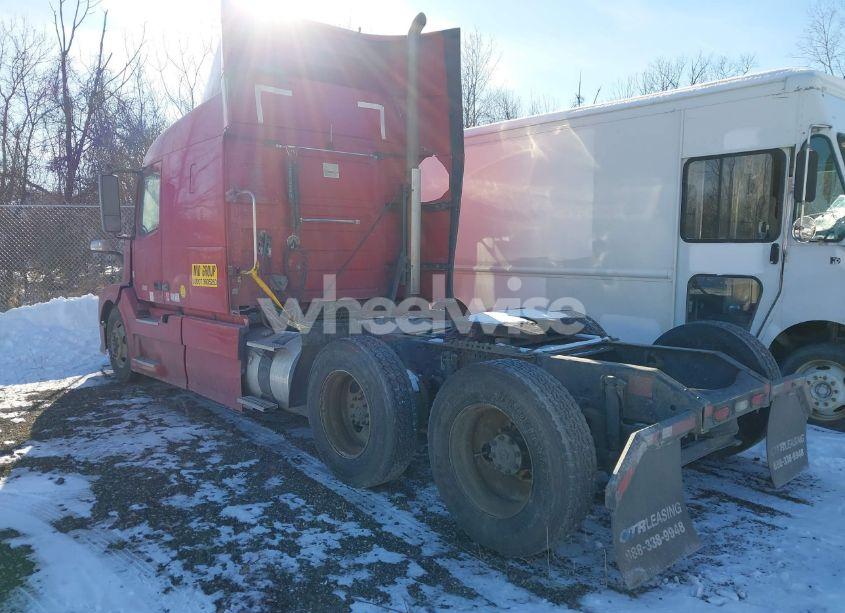 Photo 3 of 2015 Volvo Vn VNL (VIN 4V4NC9EH9FN912352)