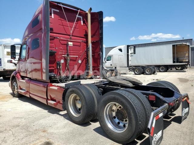 Photo 2 of 2019 VOLVO VN VNL (VIN 4V4NC9EH9KN198670)