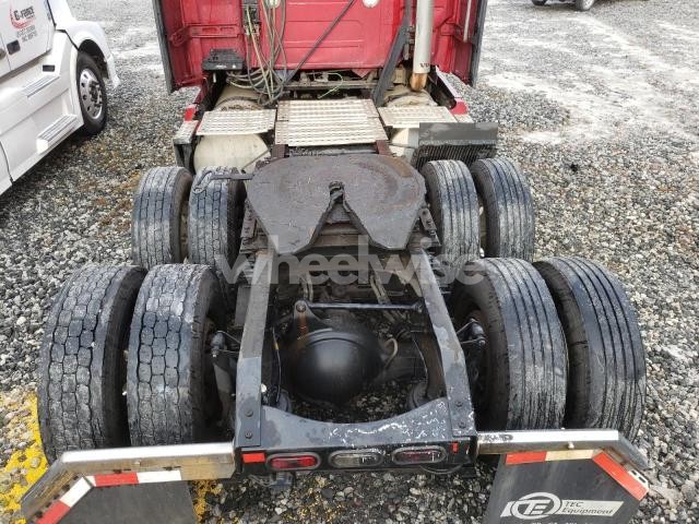 Photo 6 of 2019 VOLVO VN VNL (VIN 4V4NC9EH9KN198670)