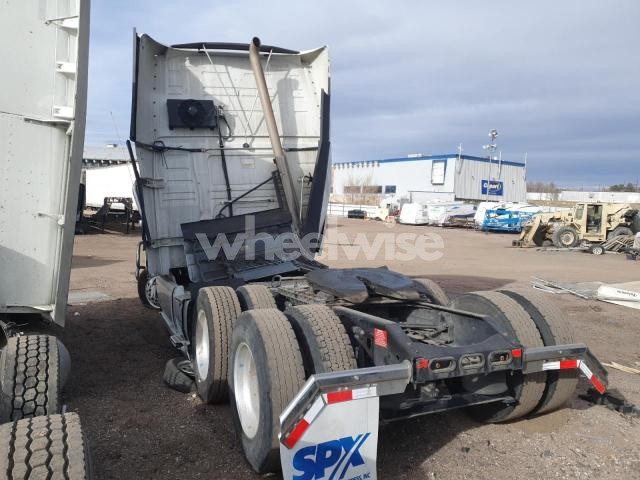 Photo 3 of 2022 VOLVO VN VNL (VIN 4V4NC9EH9NN313451)