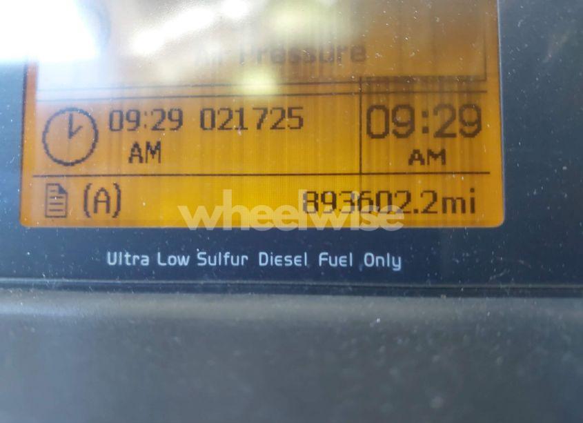 Photo 5 of 2012 Volvo Vn (VIN 4V4NC9EJ0CN551219)