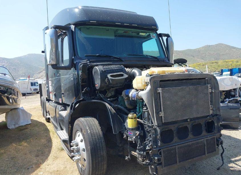 2019 Volvo Vnl (VIN 4V4NC9EJ0KN202382) main photo