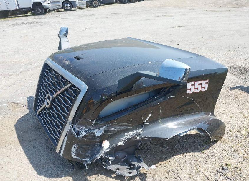 Photo 12 of 2019 Volvo Vnl (VIN 4V4NC9EJ0KN202382)