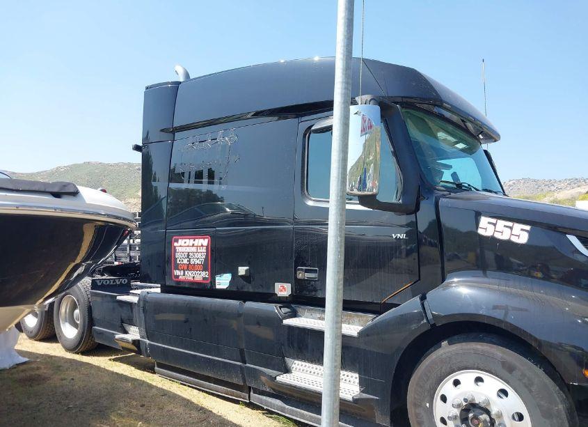 Photo 14 of 2019 Volvo Vnl (VIN 4V4NC9EJ0KN202382)