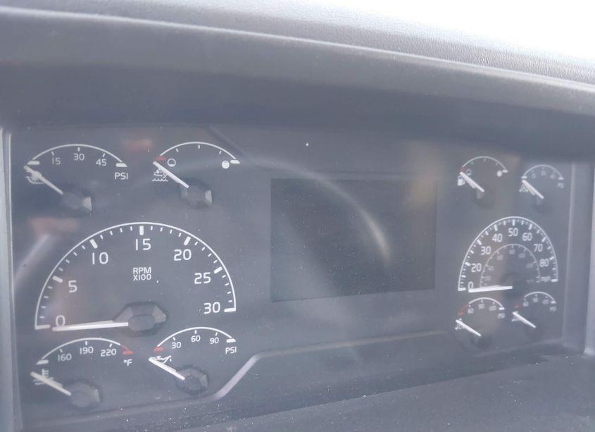 Photo 5 of 2019 Volvo Vnl (VIN 4V4NC9EJ0KN202382)