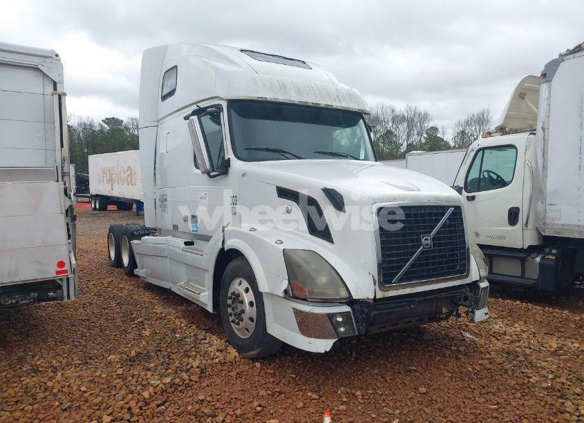 2011 Volvo Vn VNL (VIN 4V4NC9EJ3BN295091) main photo