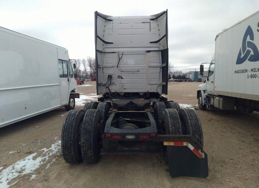 Photo 19 of 2015 Volvo Vn VNL (VIN 4V4NC9EJ4FN918580)