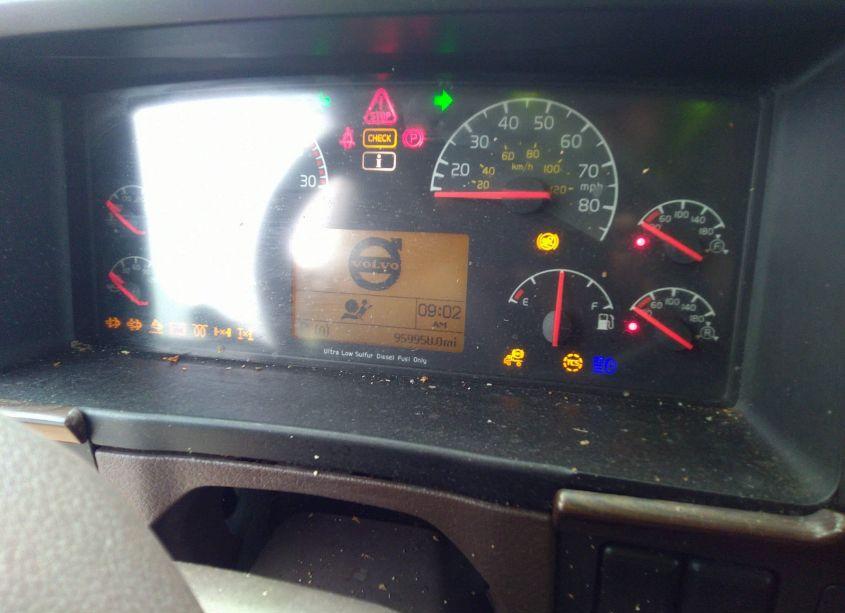 Photo 5 of 2015 Volvo Vn VNL (VIN 4V4NC9EJ4FN918580)