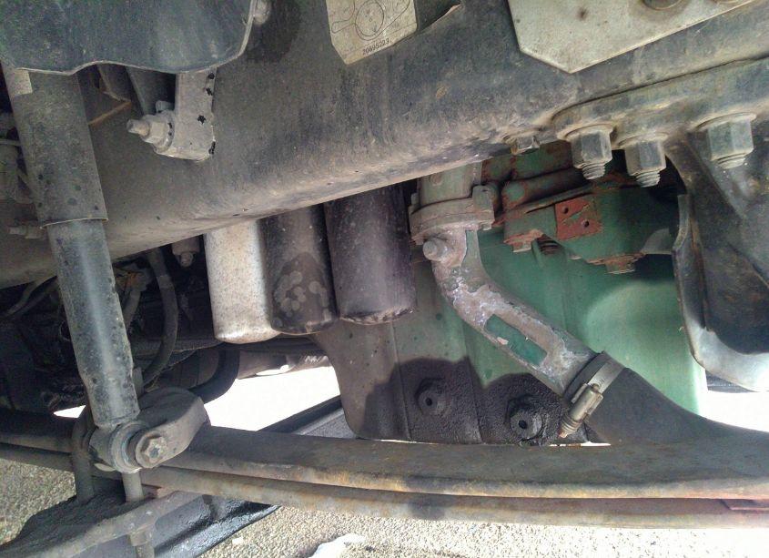 Photo 9 of 2015 Volvo Vn VNL (VIN 4V4NC9EJ4FN918580)