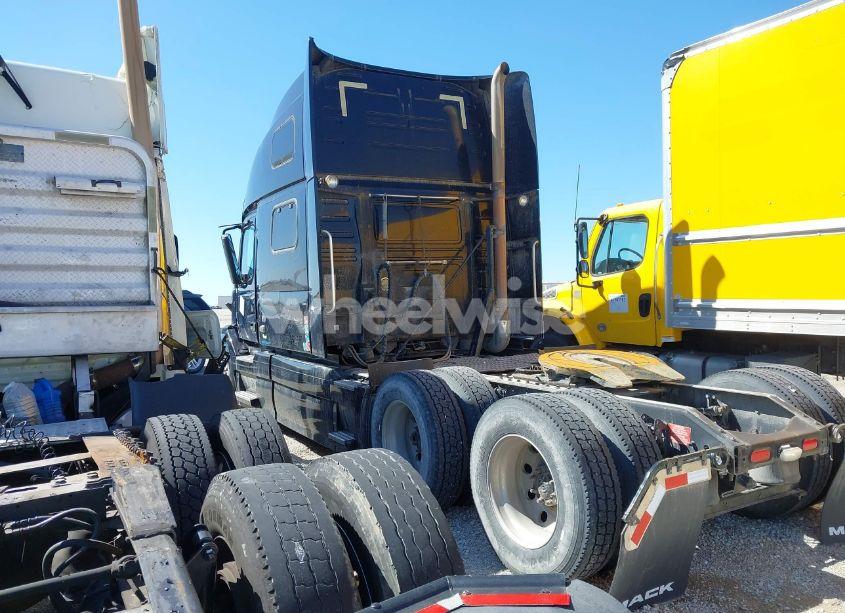 Photo 14 of 2010 Volvo Vn VNL (VIN 4V4NC9EJ6AN291891)