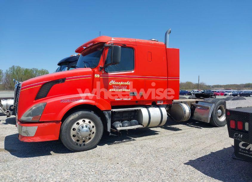 Photo 14 of 2004 Volvo Vn VNL (VIN 4V4NC9GH54N372640)