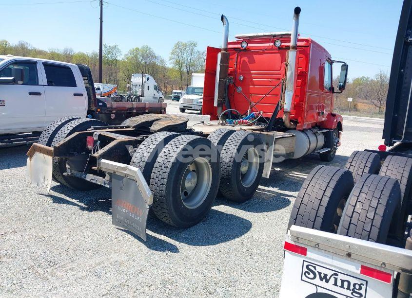 Photo 4 of 2004 Volvo Vn VNL (VIN 4V4NC9GH54N372640)