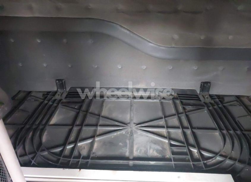 Photo 6 of 2002 Volvo Vn VNL (VIN 4V4NC9JJ42N259500)