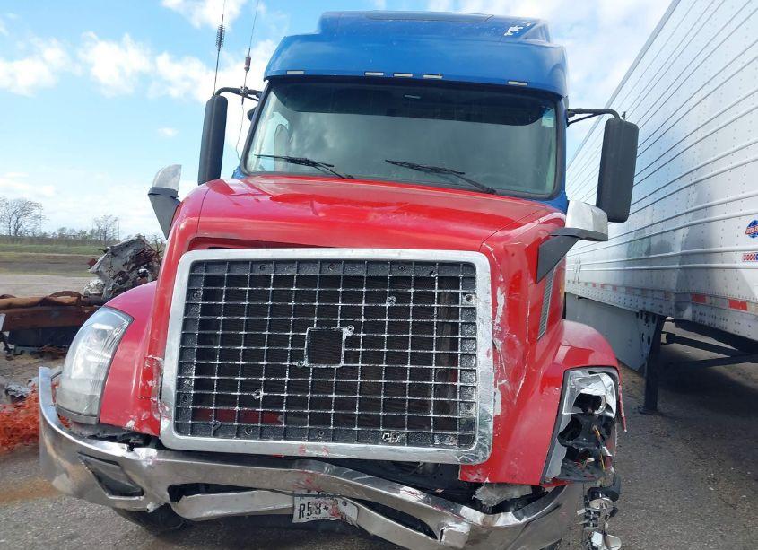 Photo 11 of 2012 Volvo Vn VNL (VIN 4V4NC9TG7CN540242)