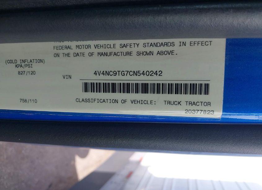 Photo 8 of 2012 Volvo Vn VNL (VIN 4V4NC9TG7CN540242)