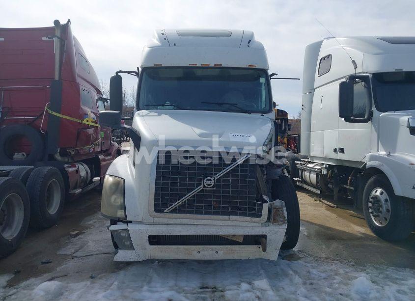 Photo 15 of 2004 Volvo Vn VNL (VIN 4V4NC9TJ94N357034)