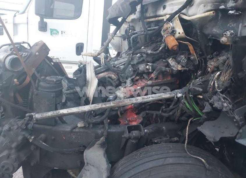 Photo 10 of 2022 Volvo Vnl (VIN 4V4NC9UG0NN317803)