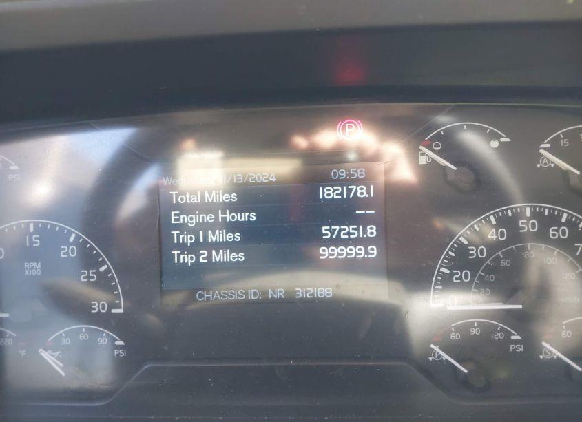 Photo 5 of 2022 Volvo Vnl (VIN 4V4NC9UG3NN312188)