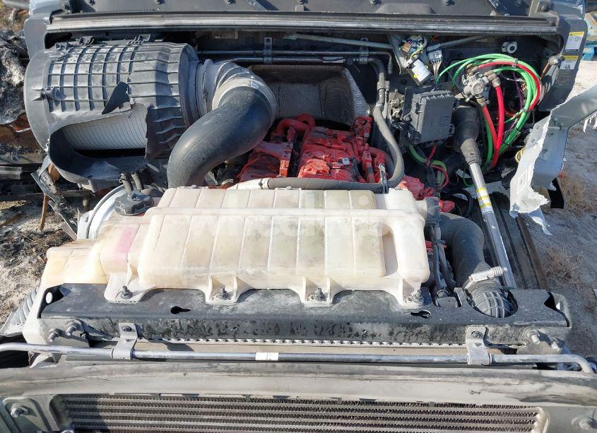 Photo 9 of 2022 Volvo Vnl (VIN 4V4NC9UG4NN309672)