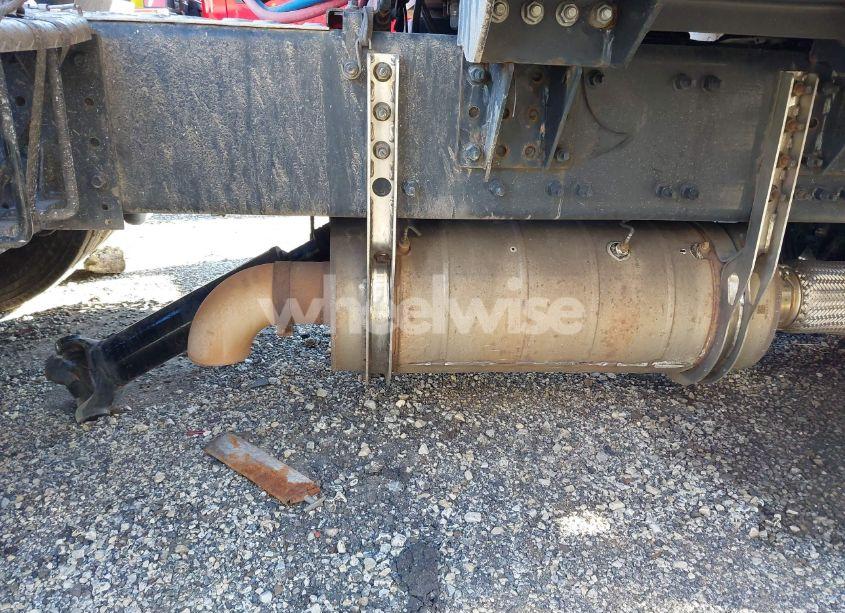 Photo 13 of 2022 Volvo Vnl (VIN 4V4NC9UG4NN311096)