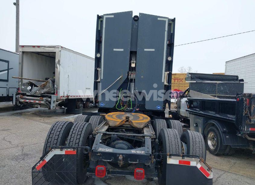 Photo 15 of 2023 Volvo Vnl (VIN 4V4NC9UG5PN335569)