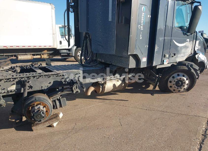 Photo 12 of 2021 Volvo Vnl (VIN 4V4NC9UG9MN282337)
