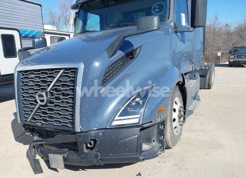 Photo 17 of 2021 Volvo Vnl (VIN 4V4NC9UG9MN282337)