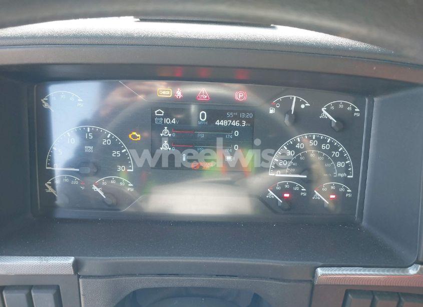 Photo 5 of 2021 Volvo Vnl (VIN 4V4NC9UG9MN282337)