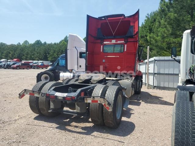 Photo 3 of 2020 VOLVO VNR (VIN 4V4WC9EG4LN225612)