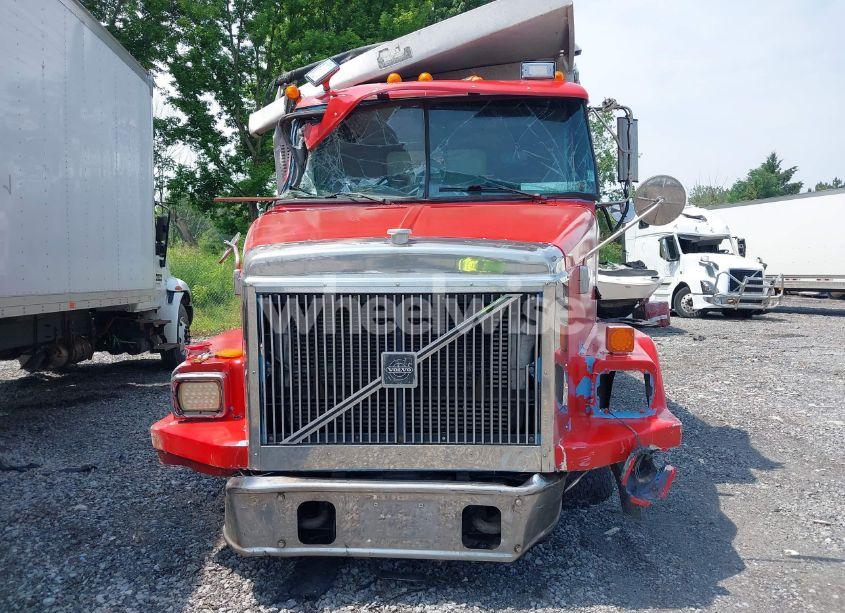 Photo 12 of 2000 Volvo Acl (VIN 4V5SC2JH1YN520559)