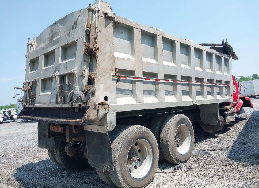 Photo 4 of 2000 Volvo Acl (VIN 4V5SC2JH1YN520559)