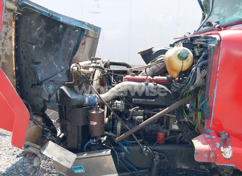 Photo 9 of 2000 Volvo Acl (VIN 4V5SC2JH1YN520559)