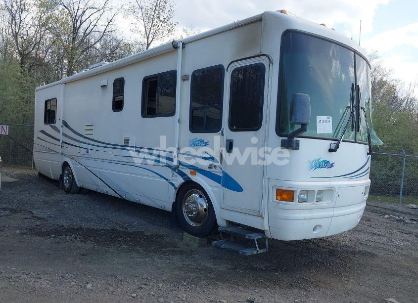 2001 National R CARIBBEAN (VIN 4VZ4M9692XC033430) main photo