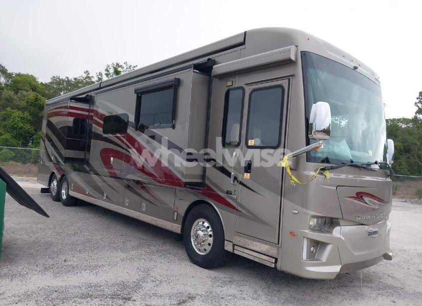 2019 Spartan Motors MOTORHOME (VIN 4VZAU1D92KC086421) main photo