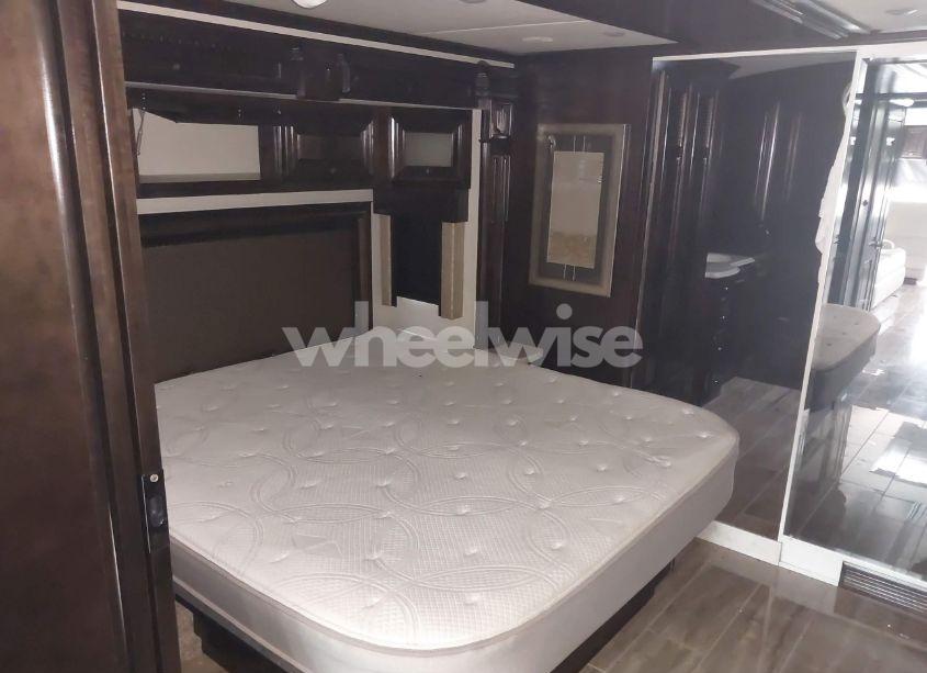 Photo 13 of 2019 Spartan Motors MOTORHOME (VIN 4VZAU1D92KC086421)