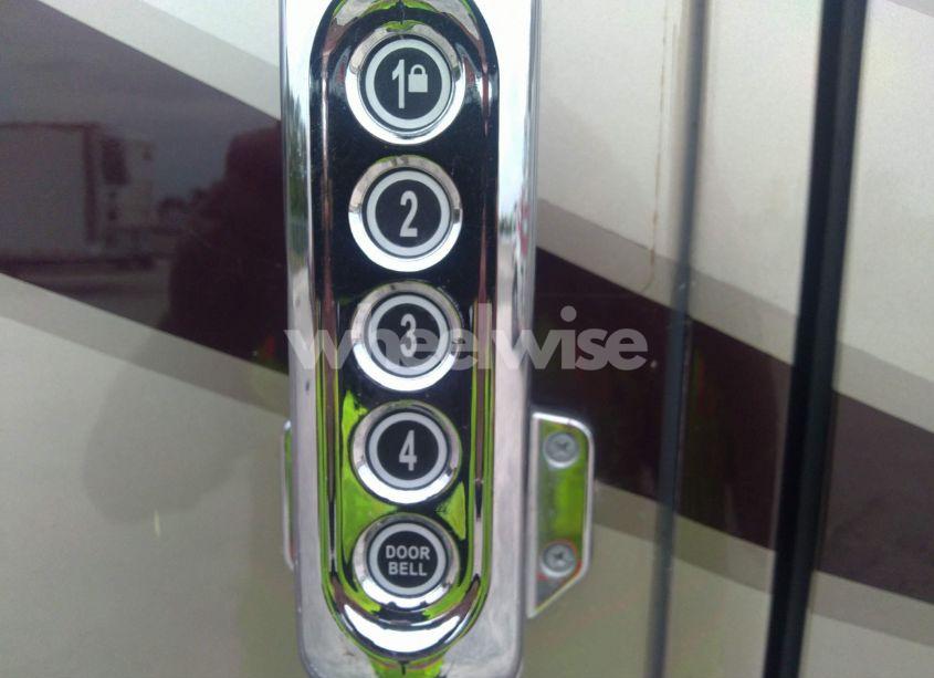 Photo 6 of 2019 Spartan Motors MOTORHOME (VIN 4VZAU1D92KC086421)